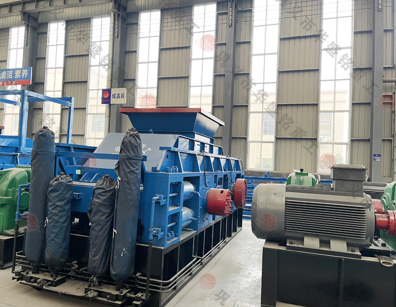 大型瓜米石對(duì)輥制砂機(jī)多少錢一臺(tái)？